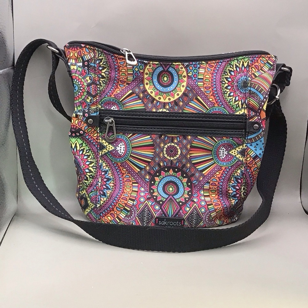 Sakroots Crossbody Bag Fun Bright Pattern With Llama - Picture 2 of 4